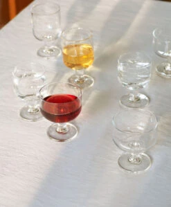 Hay Tavern Glas Auf Fuß -Hay 510742 01 3 EnvironmentImage 99b657f1af